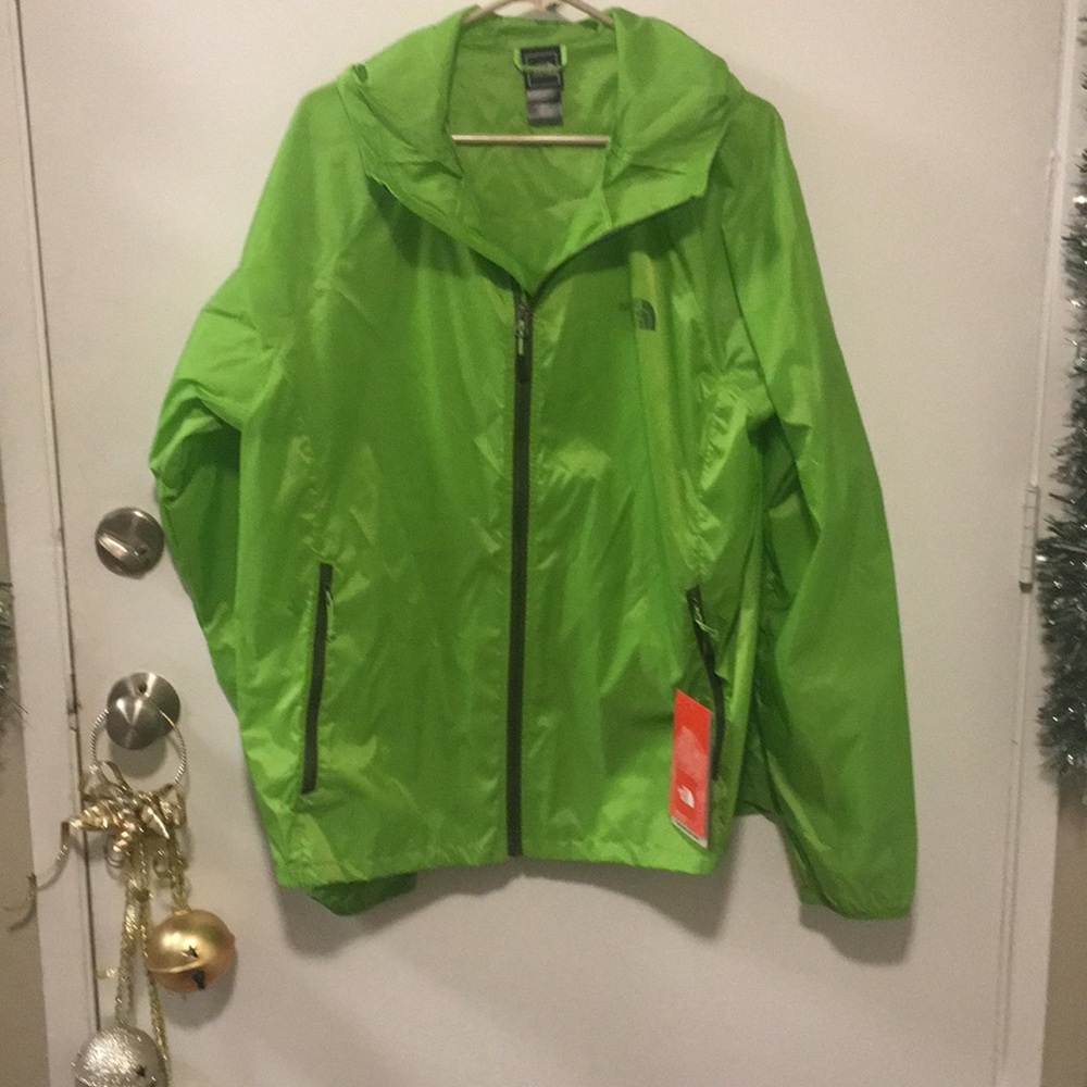 The North Face brand new men’s windbreaker